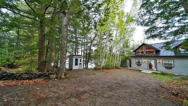 $499,500 | 101 South South Shore Road, Houlton, ME 04730