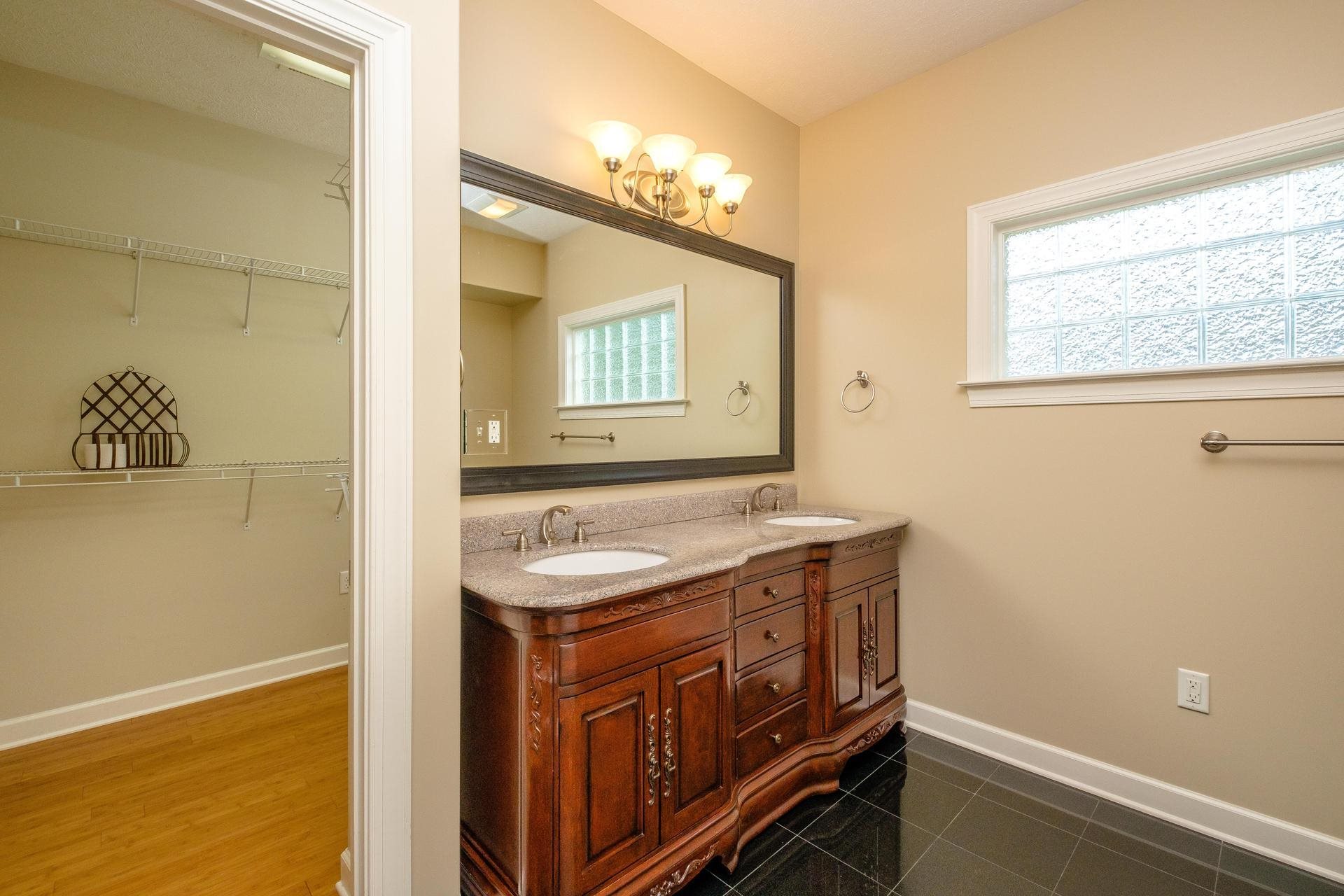 1869 Park Road Harrisonburg, VA 22802 - Photo 15 of 59 Gallery Image 15