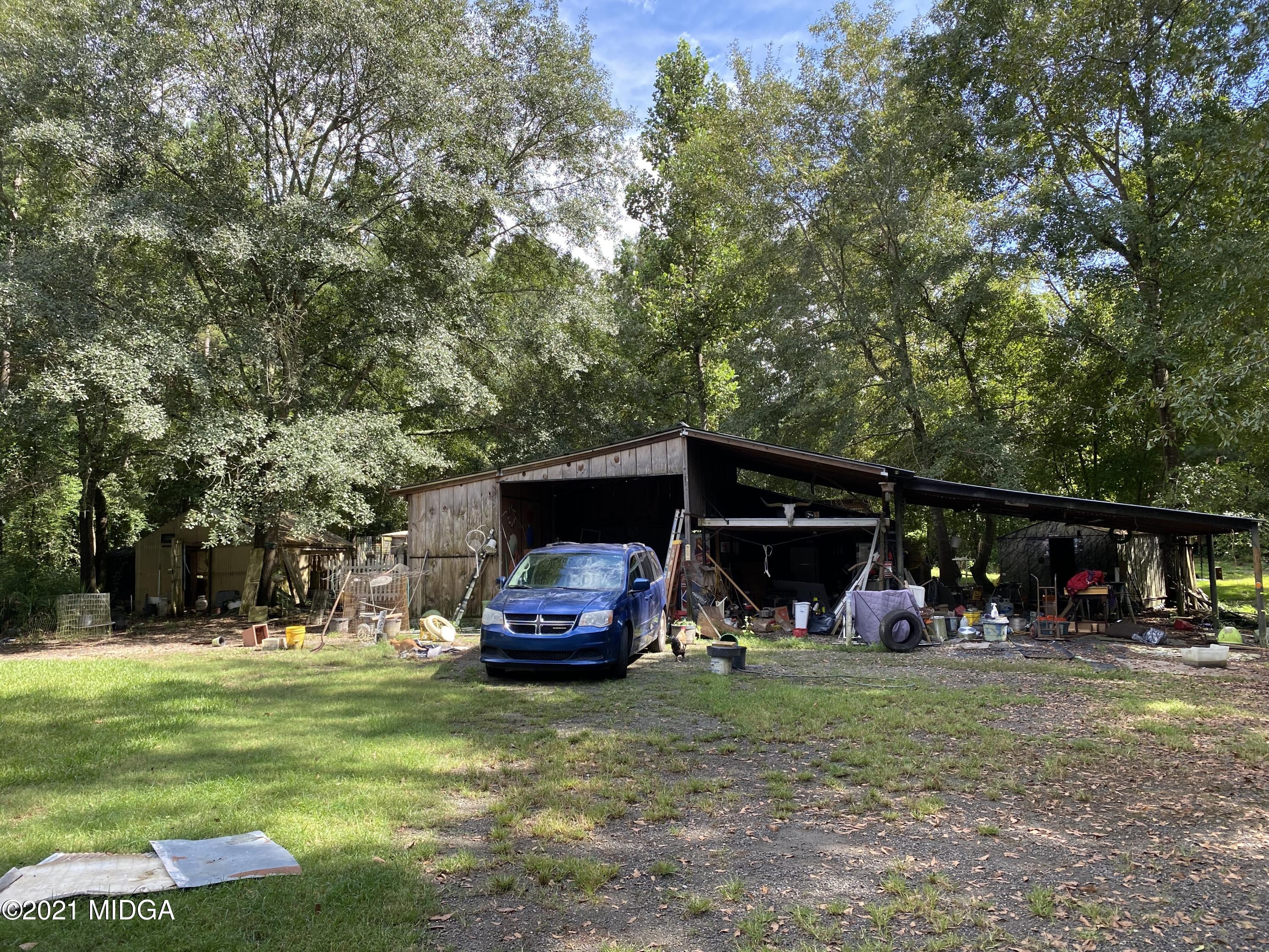 1351 Taylor Road Juliette, GA 31046 - Photo 10 of 14 a view of outdoor space