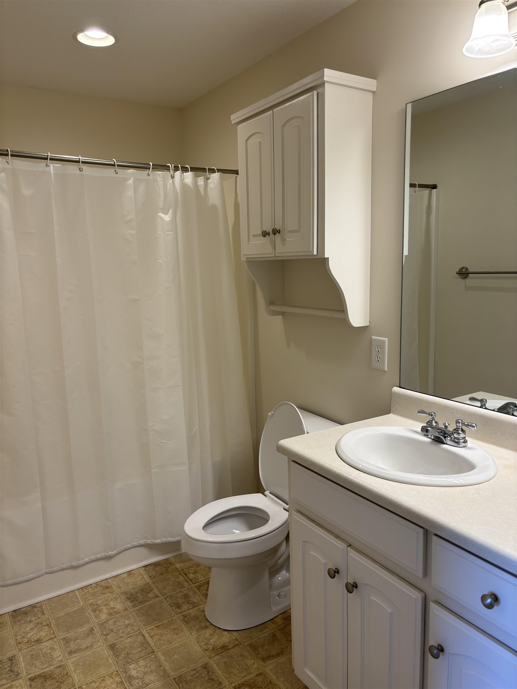 487 Midnight Road Inman, SC 29349 - Photo 10 of 17 Bath