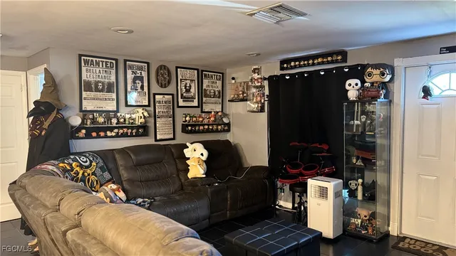 $249,000 | 2184 Coronet Street, Fort Myers, FL 33907