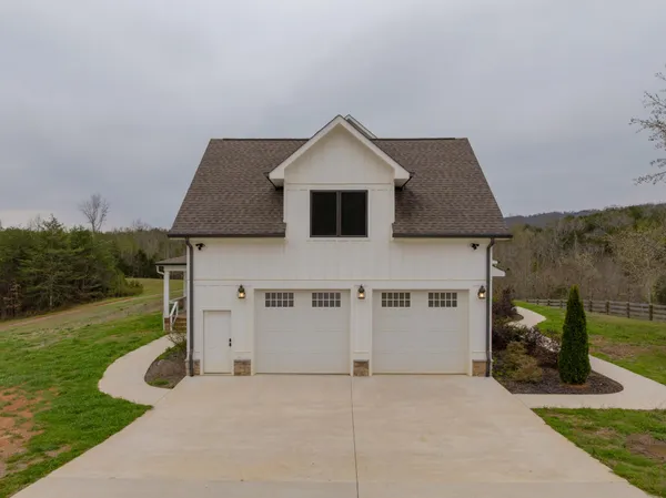 $3,500,000 | 670 Maine Avenue, Trenton, GA 30752