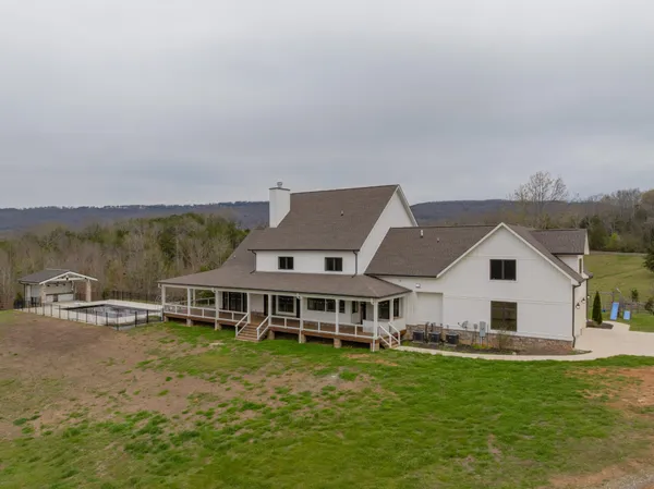$3,500,000 | 670 Maine Avenue, Trenton, GA 30752