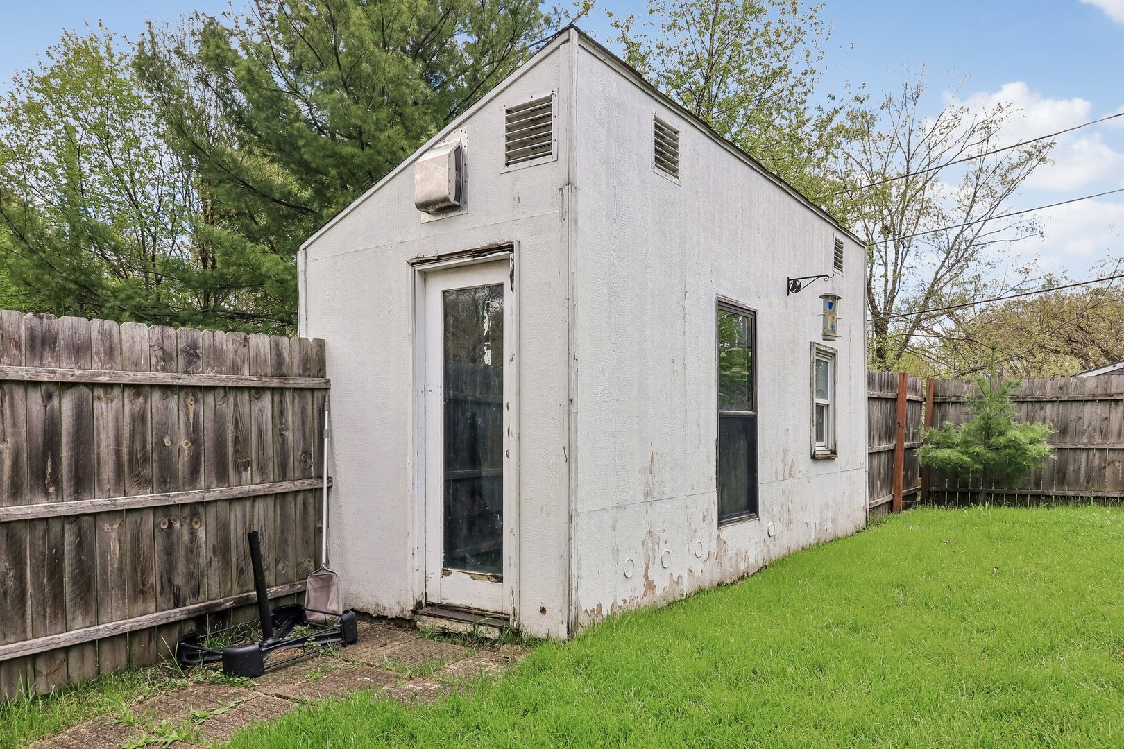 1011 Ridgewood Avenue McHenry, IL 60051 - Photo 39 of 43 Gallery Image 39