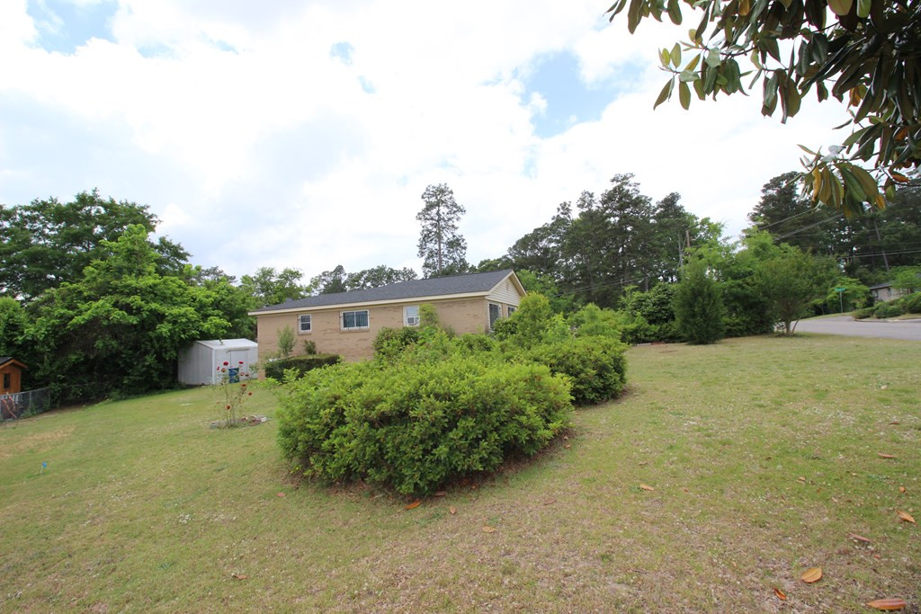 1929 Valley Spring Road Augusta, GA 30909 - Photo 9 of 25