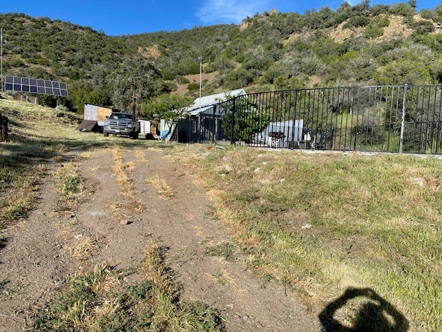 25898 Lakeside Road Tehachapi, CA 93561 - Photo 11 of 30