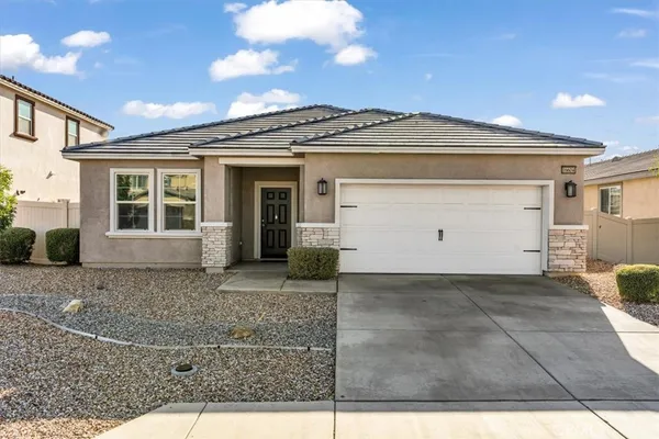 $416,000 | 16604 Desert Lily Street, Victorville, CA 92394