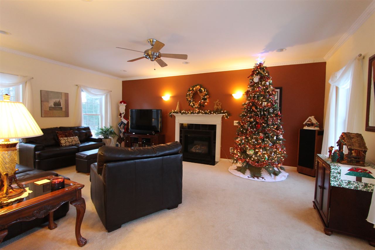144 Pinecrest Road Litchfield, NH 03052 - Photo 20 of 36
