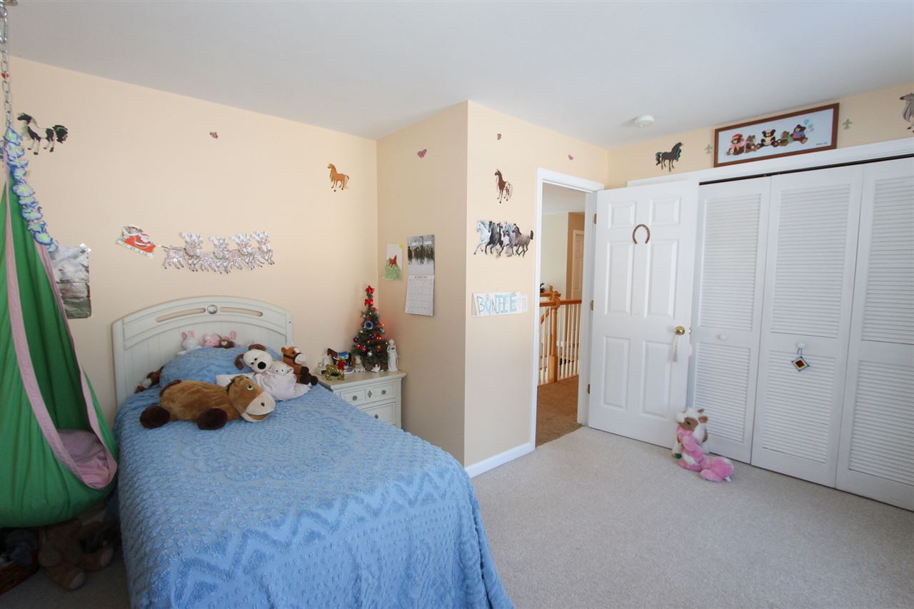 144 Pinecrest Road Litchfield, NH 03052 - Photo 31 of 36