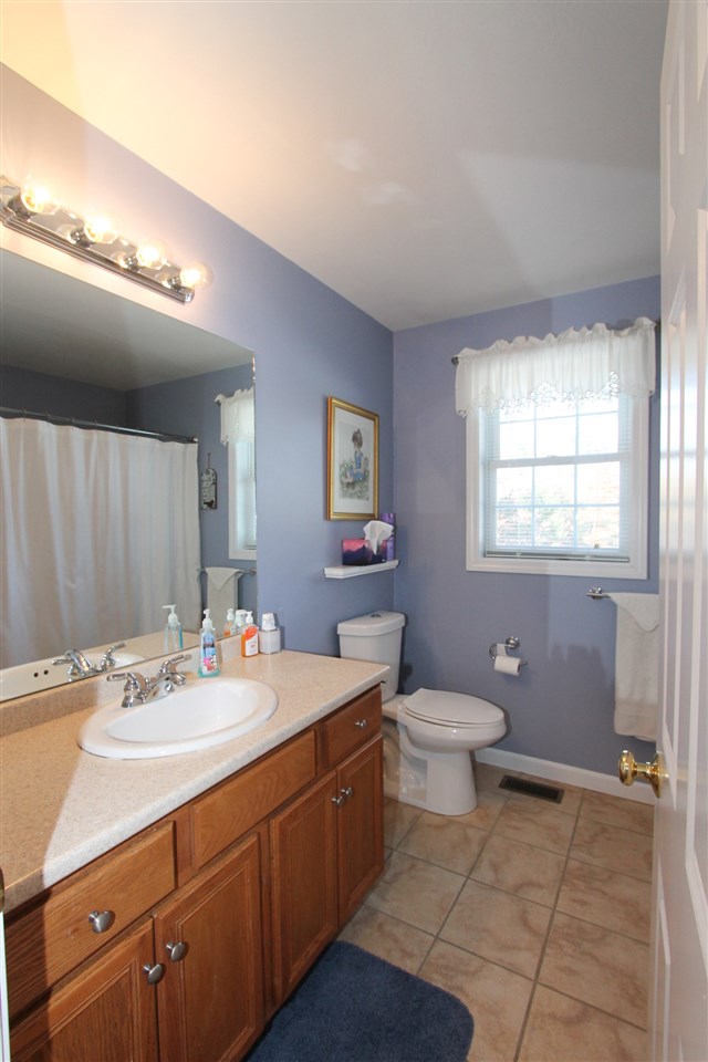 144 Pinecrest Road Litchfield, NH 03052 - Photo 34 of 36