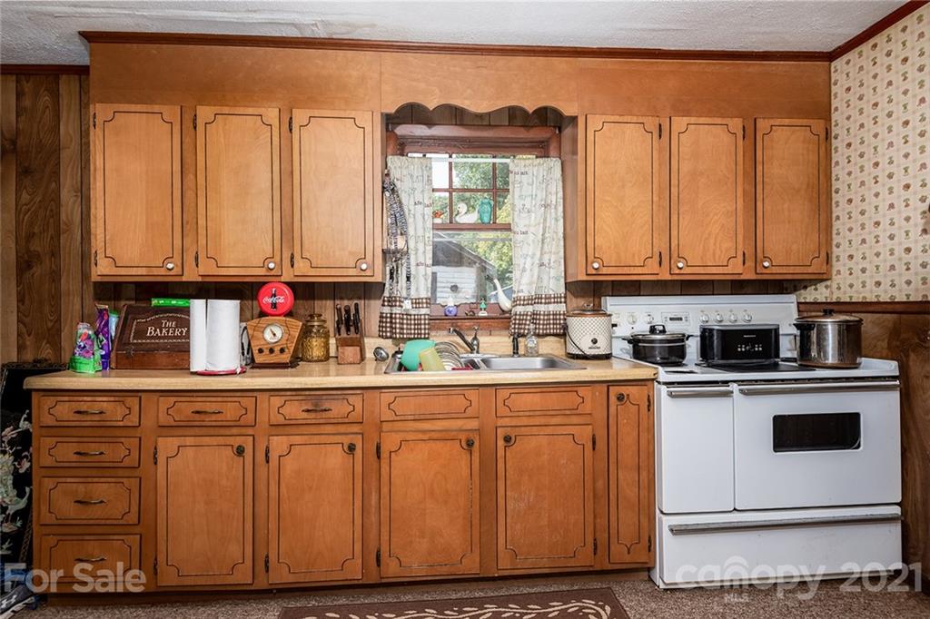 4332 Ruritan Drive Morganton, NC 28655 - Photo 5 of 29 Gallery Image 5