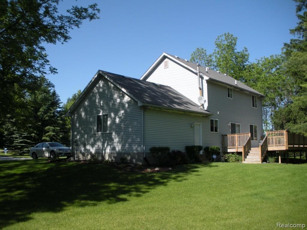 7960 Dryden Road Almont, MI 48003 - Photo 18 of 22 Rear.jpg