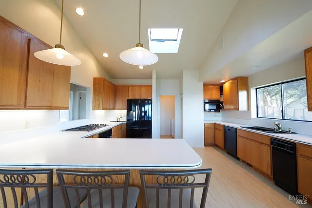 $1,695,000 | 30200 Highway 1, Fort Bragg, CA 95437