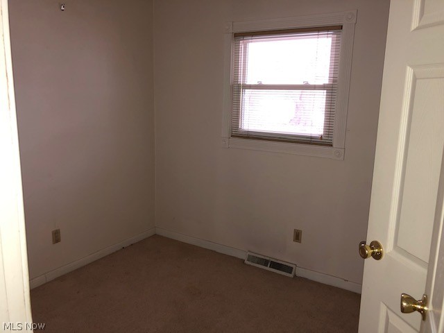 6447 Coleridge Road Painesville, OH 44077 - Photo 13 of 20