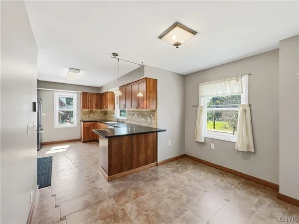 $2,400 | 429 Lionel Avenue, Geddes, NY 13209