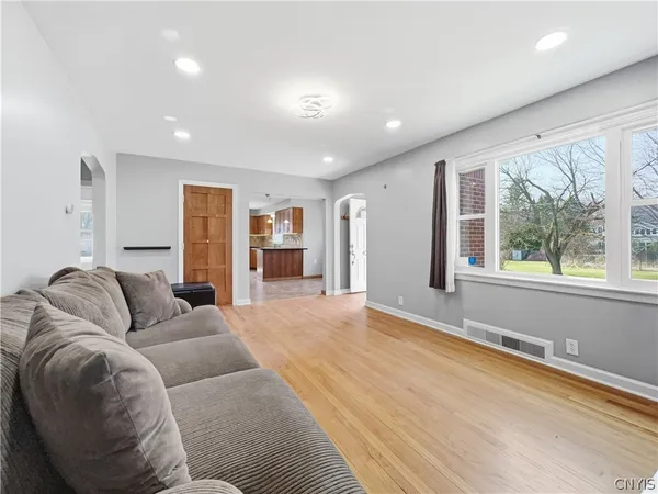 $2,400 | 429 Lionel Avenue, Geddes, NY 13209