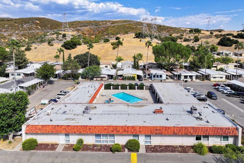 36200 Paradise Ranch Road Castaic, CA 91384 - Photo 12 of 42 pic12 paradaise