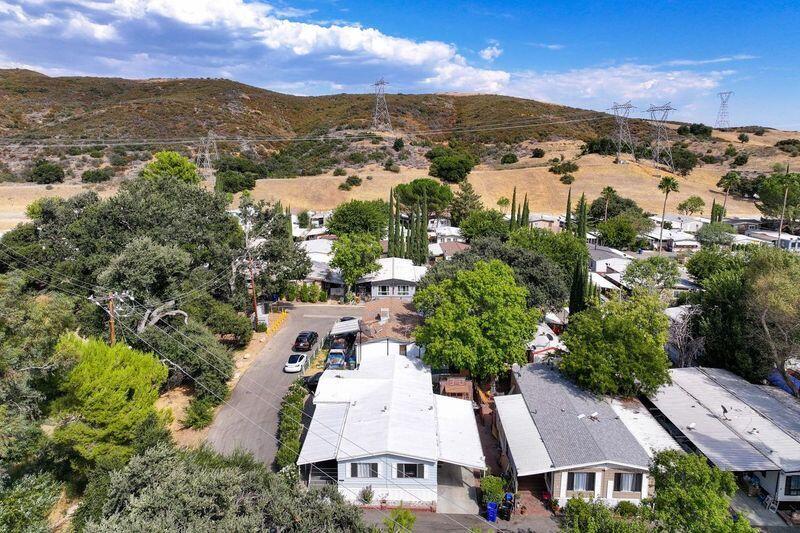 36200 Paradise Ranch Road Castaic, CA 91384 - Photo 8 of 42 pic8 paradaise