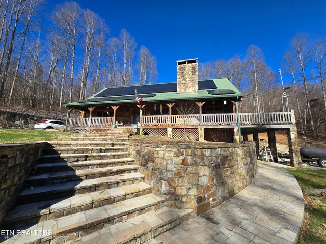 $699,000 | 533 Phoenix Drive, Jonesville, VA 24263
