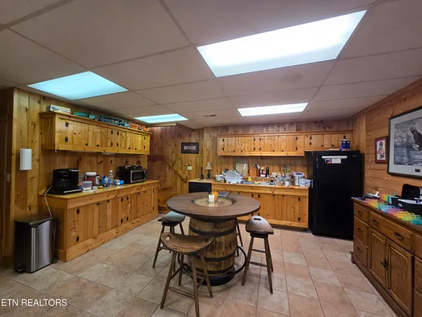 $699,000 | 533 Phoenix Drive, Jonesville, VA 24263