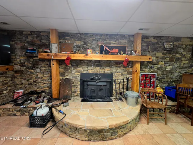 $699,000 | 533 Phoenix Drive, Jonesville, VA 24263