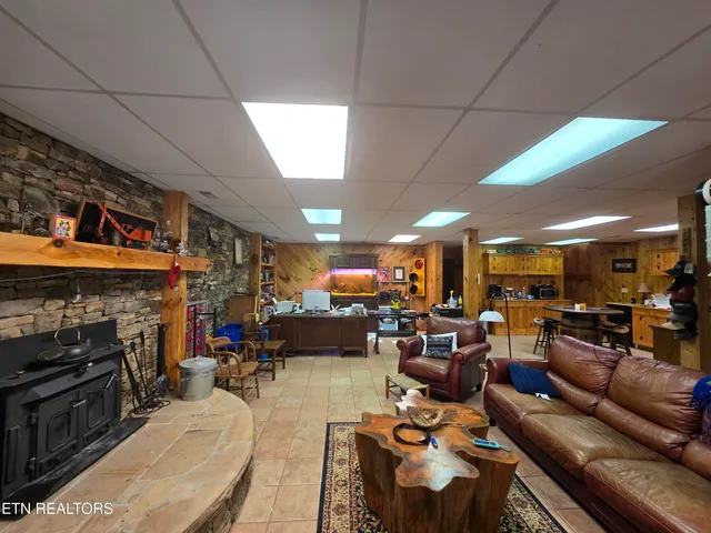 $699,000 | 533 Phoenix Drive, Jonesville, VA 24263