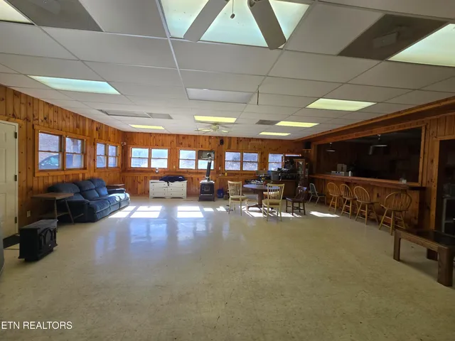 $699,000 | 533 Phoenix Drive, Jonesville, VA 24263