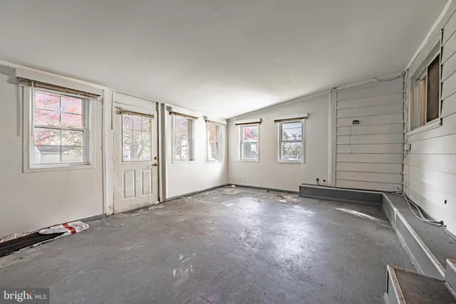 $299,900 | 3621 Washington Avenue, Baltimore, MD 21244