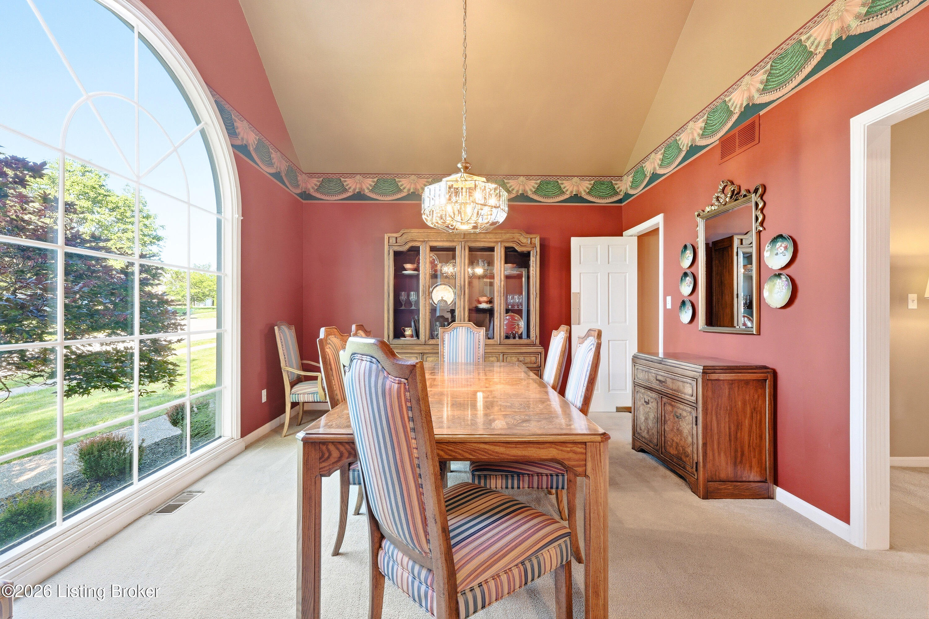 14126 Spring Mill Road Louisville, KY 40245 - Photo 17 of 53 18_14126springmill_louisvillerealestatem