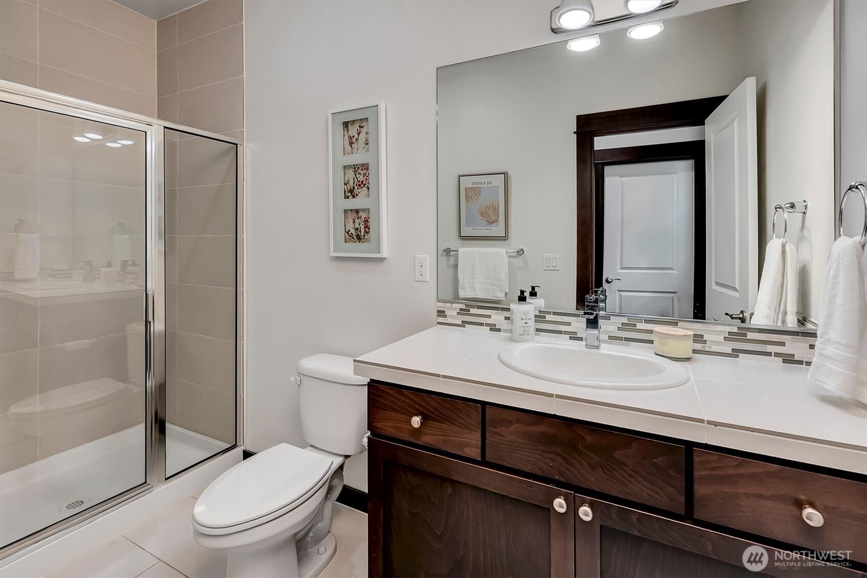 10125 Northeast 147th Street Bothell, WA 98011 - Photo 21 of 40