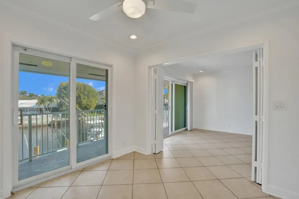 $259,900 | 2311 Northeast 36th Street, Unit 2F, Lighthouse Point, FL 33064