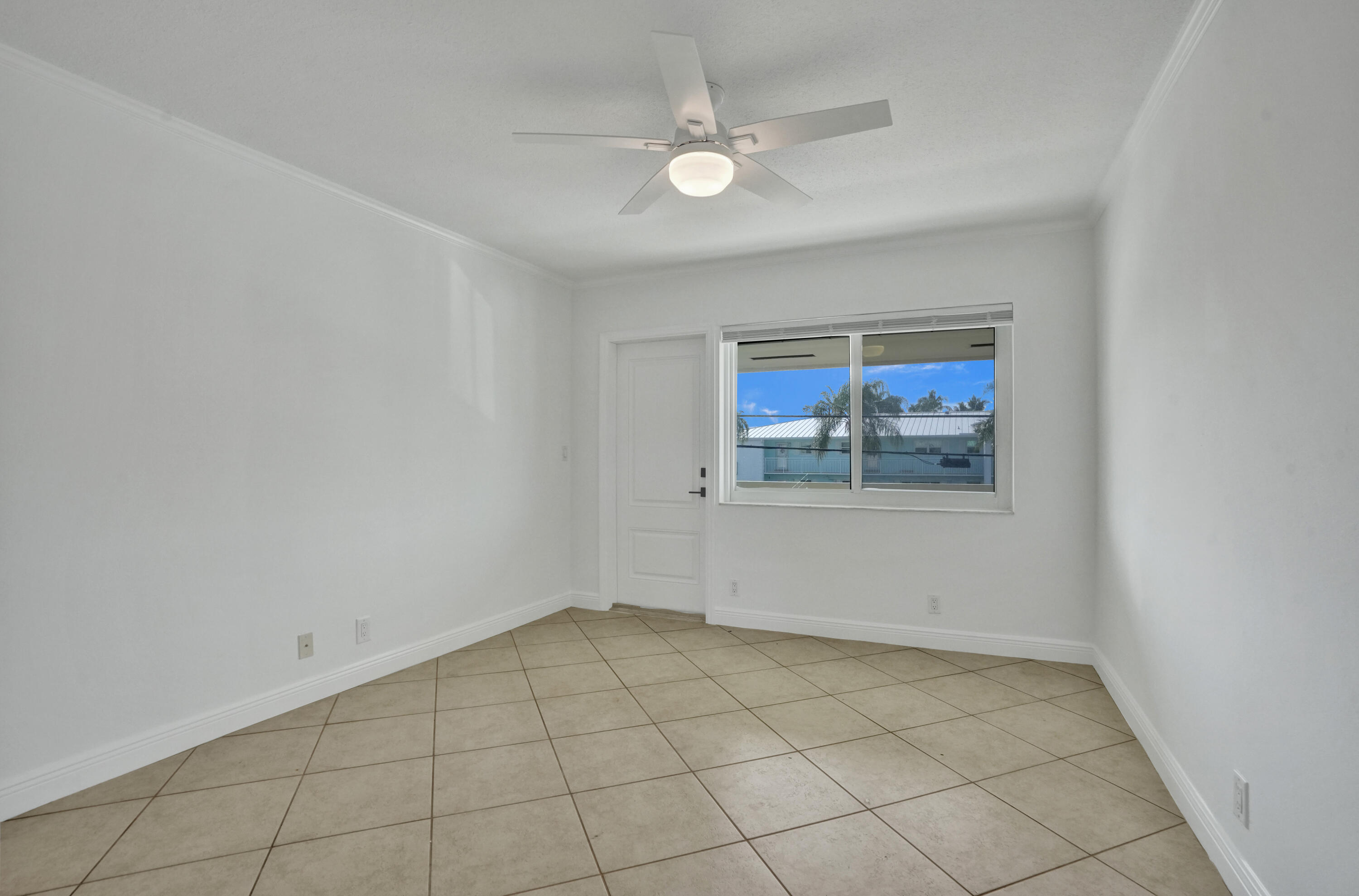 2311 Northeast 36th Street, Unit 2F Lighthouse Point, FL 33064 - Photo 14 of 23 DSC06166