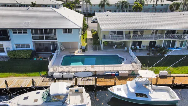 $259,900 | 2311 Northeast 36th Street, Unit 2F, Lighthouse Point, FL 33064