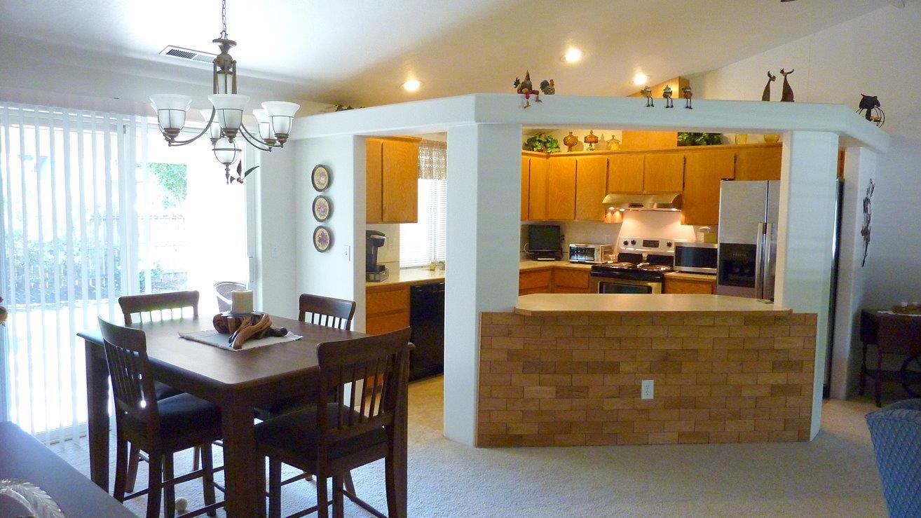 874 Isaac Way Central Point, OR 97502 - Photo 5 of 27 Additional Photo