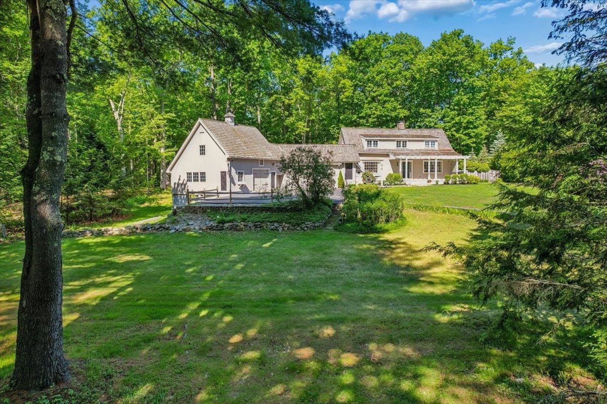 181 Meetinghouse Road Bedford, NH 03110 - Photo 3 of 55
