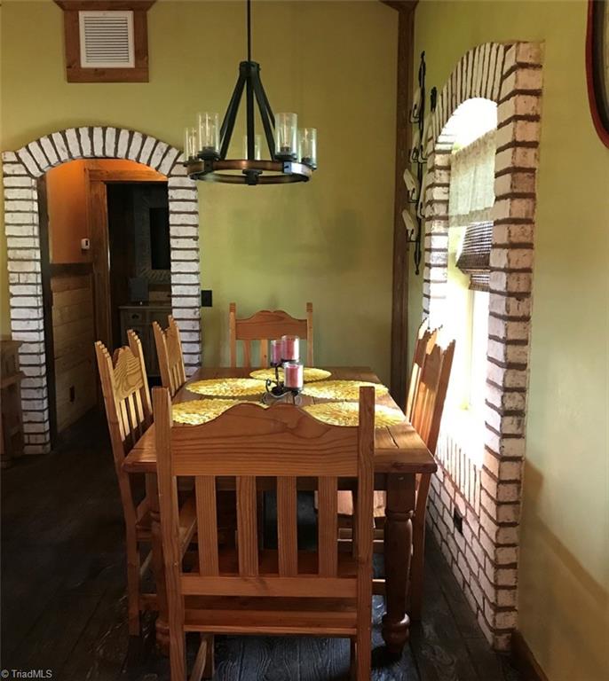 2858 Staley Store Road Liberty, NC 27298 - Photo 5 of 18 Gallery Image 5