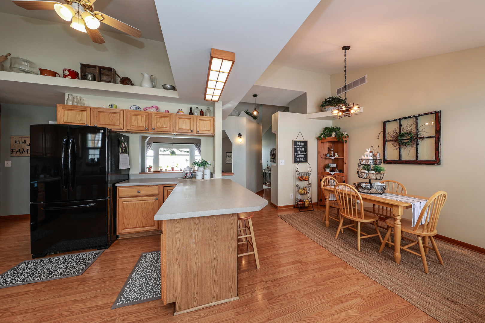 2737 North 35th Road Seneca, IL 61360 - Photo 8 of 25 Gallery Image 8