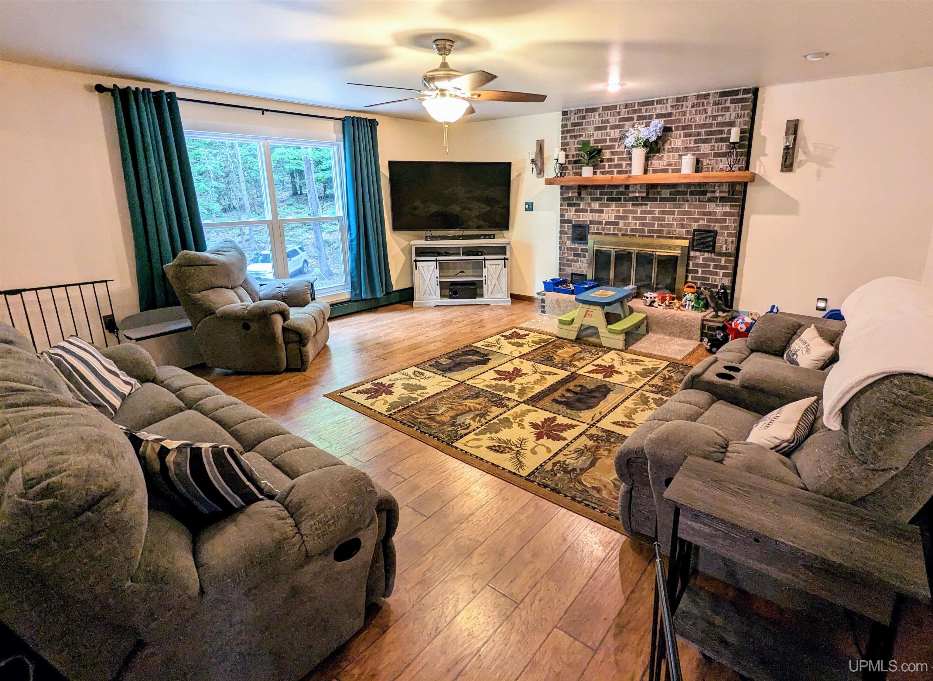 975 Valley Road Marquette, MI 49855 - Photo 6 of 71 Gallery Image 6