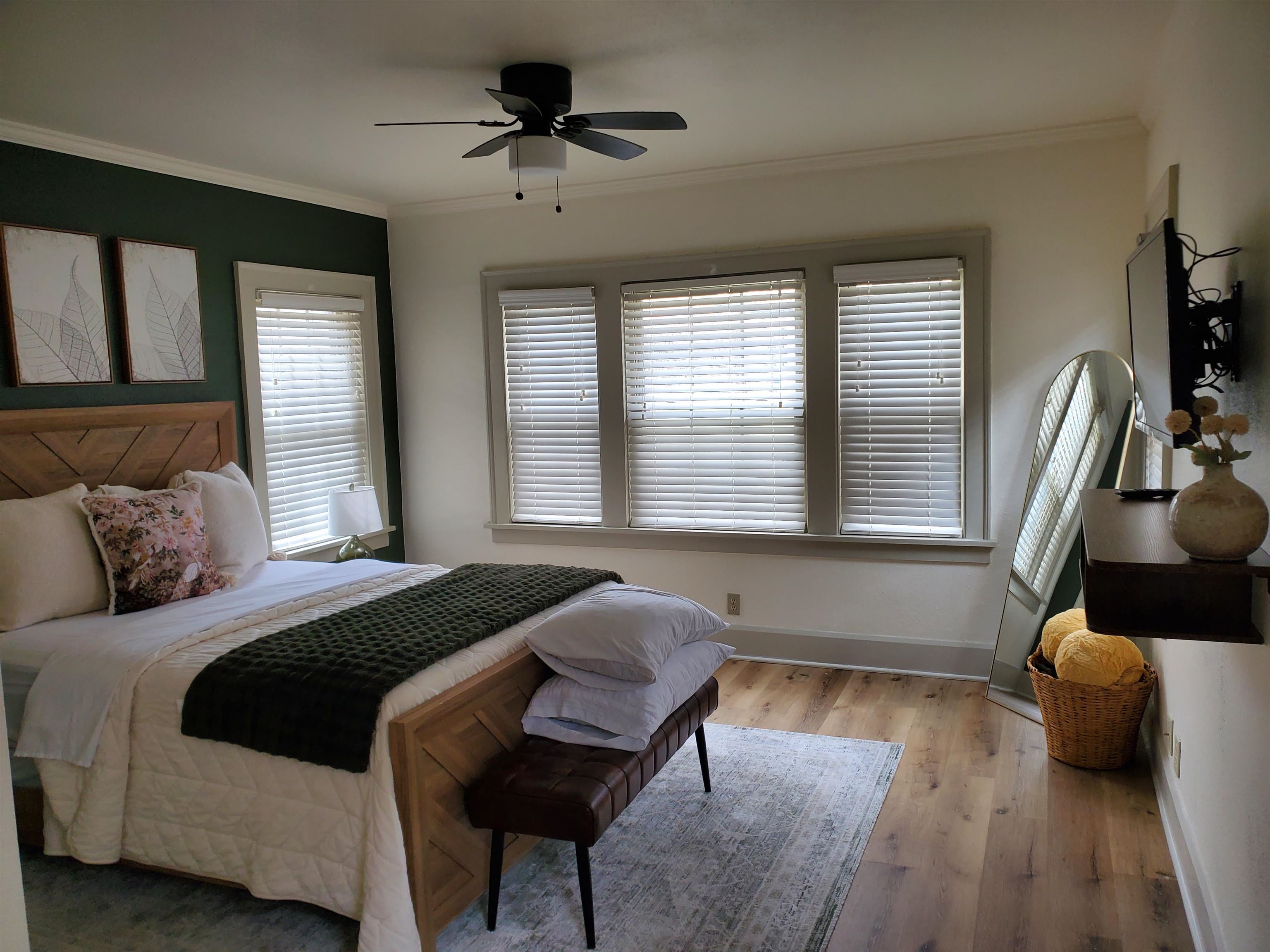 712 Seminary Street Rockford, IL 61104 - Photo 13 of 17