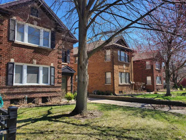 $320,000 | 712 Seminary Street, Rockford, IL 61104
