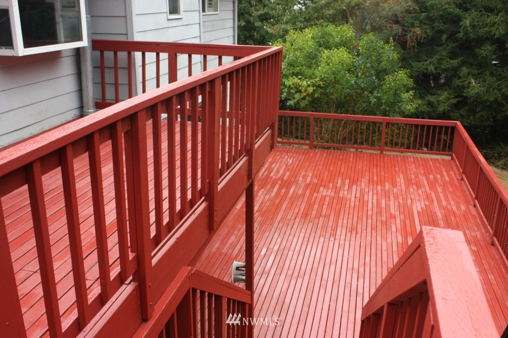1622 Talbot Road South Renton, WA 98055 - Photo 11 of 11