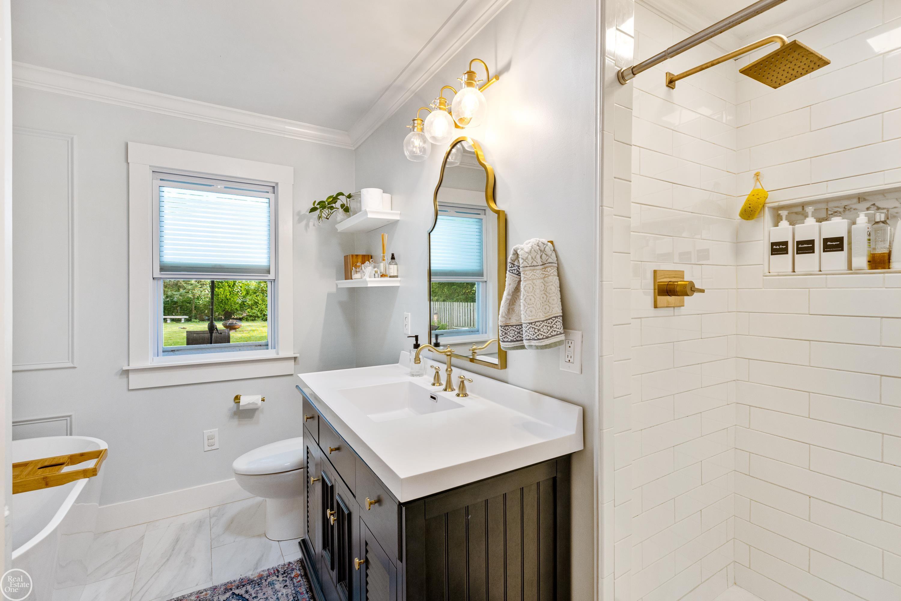 724 Shoreham Road Grosse Pointe, MI 48236 - Photo 29 of 49 50122952-28.JPG