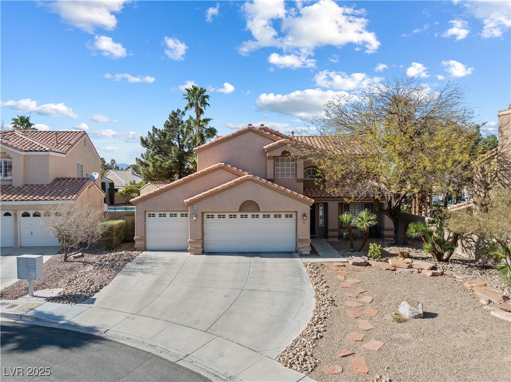 5 Rampart Court Henderson, NV 89074 - Photo 3 of 55