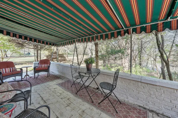 $669,000 | 3814 Belle Aire Circle Southwest, Roanoke, VA 24018