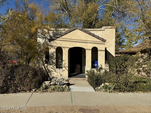 $1,225 | 606 East Willis Street, Prescott, AZ 86301