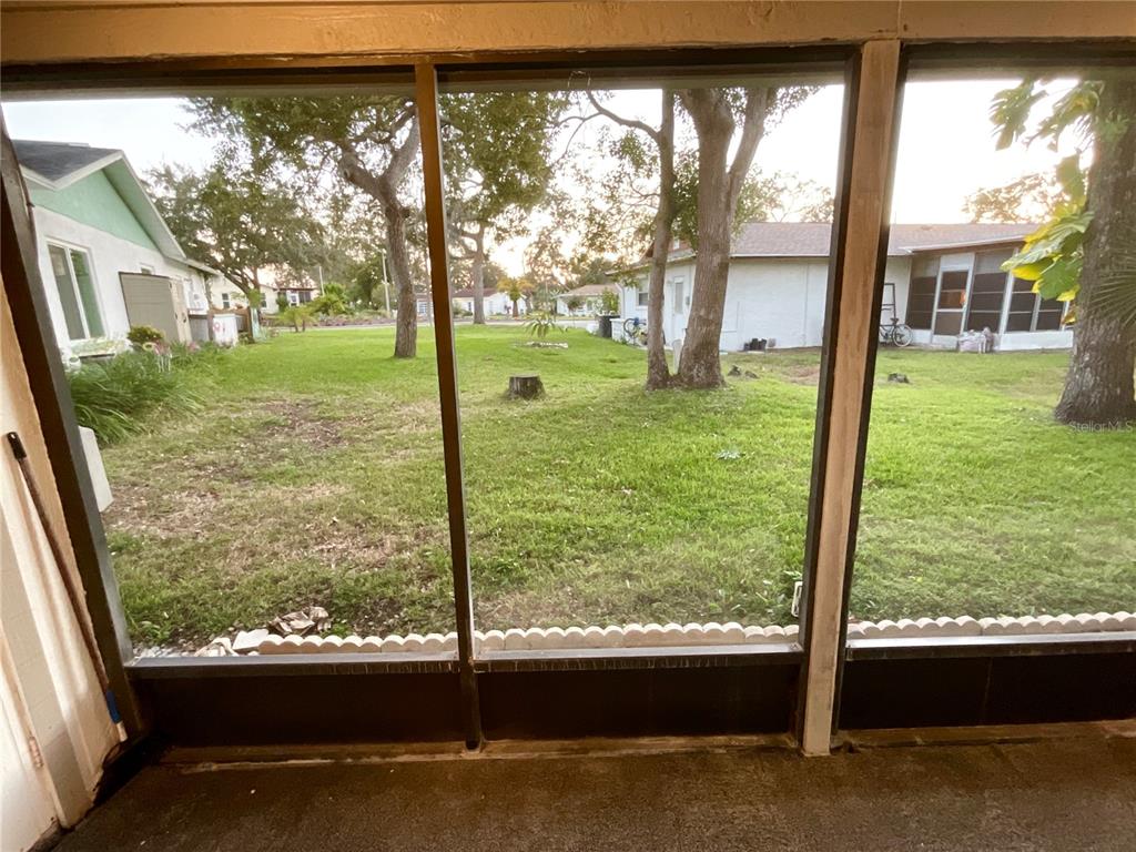 10605 Timber Lane Port Richey, FL 34668 - Photo 9 of 46