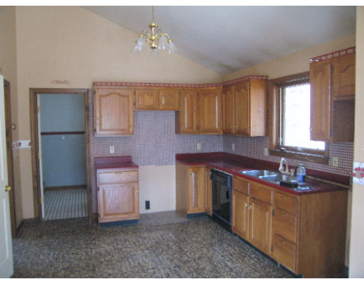 487 4 Mile Brook Road Northfield, MA 01360 - Photo 5 of 10 Gallery Image 5