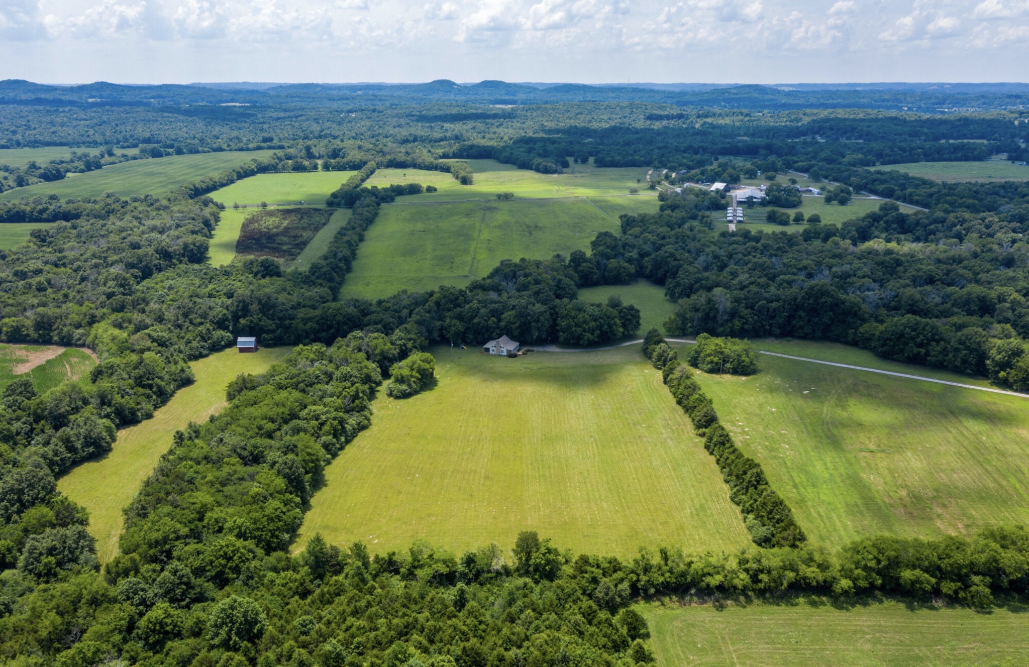 3008 Luke Moser Road Columbia, TN 38401 - Photo 38 of 44