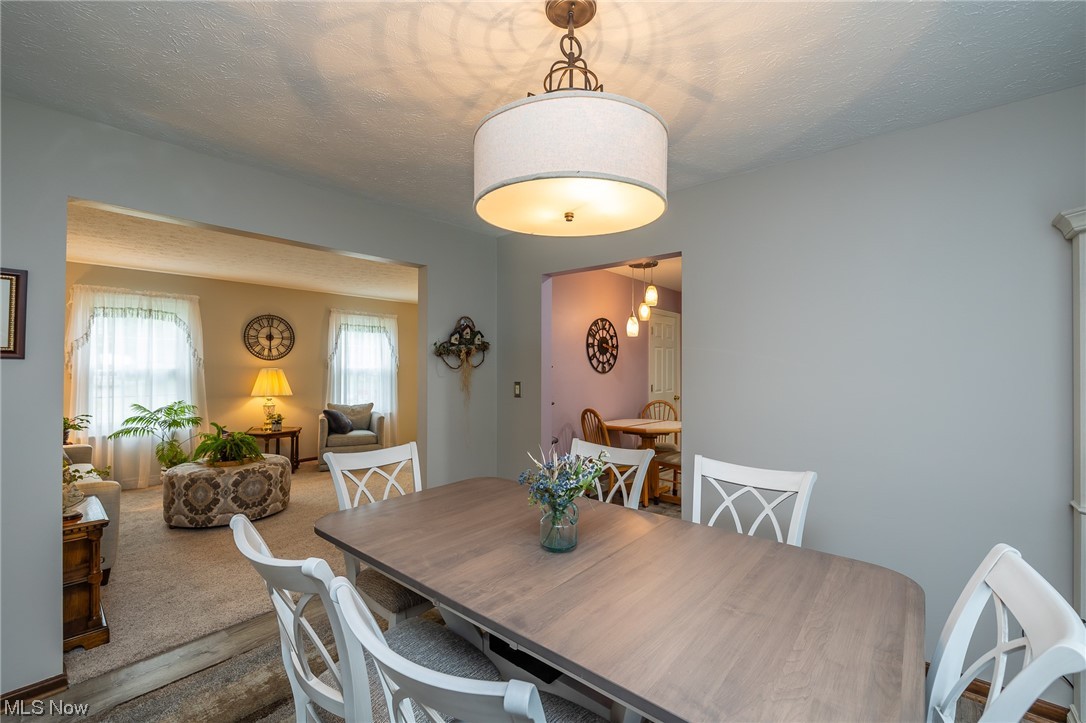 16386 Drake Road Strongsville, OH 44136 - Photo 8 of 32