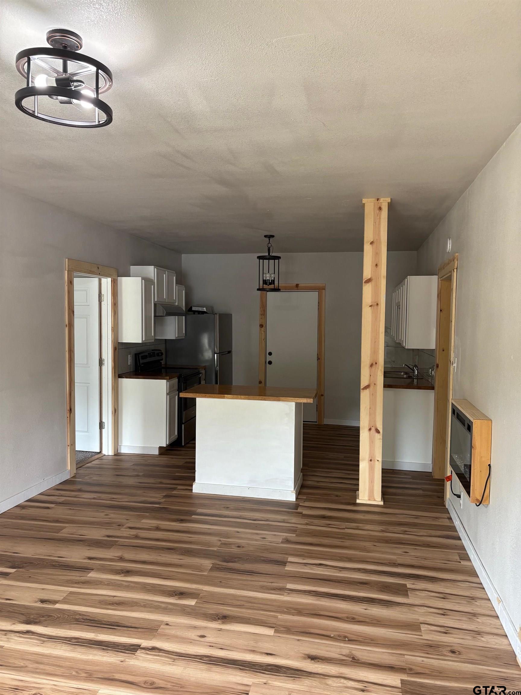 406 South Fredonia Street Longview, TX 75601 - Photo 7 of 7